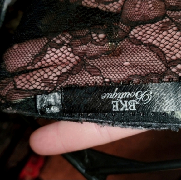 💋5/20 Bke boutique floral blouse size medium - Picture 3 of 3